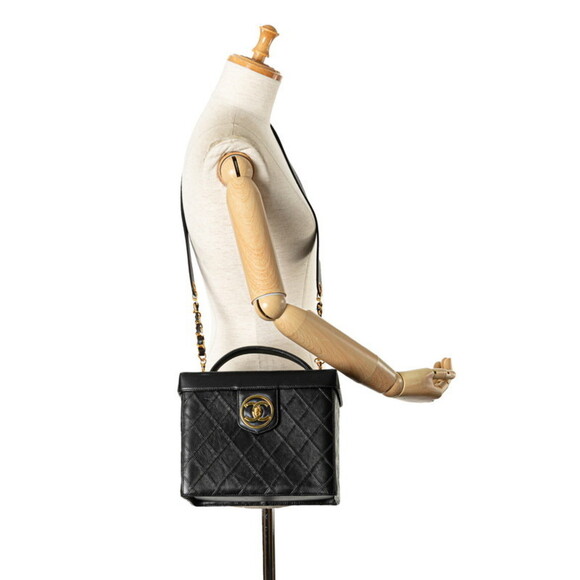 Chanel CC Vanity Case Leather Shoulder Bag in Good condition - Picture 11 of 11